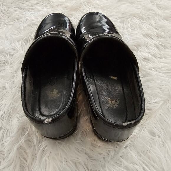 Dansko Black Clogs Shiny Leather Size 37 - Picture 3 of 6